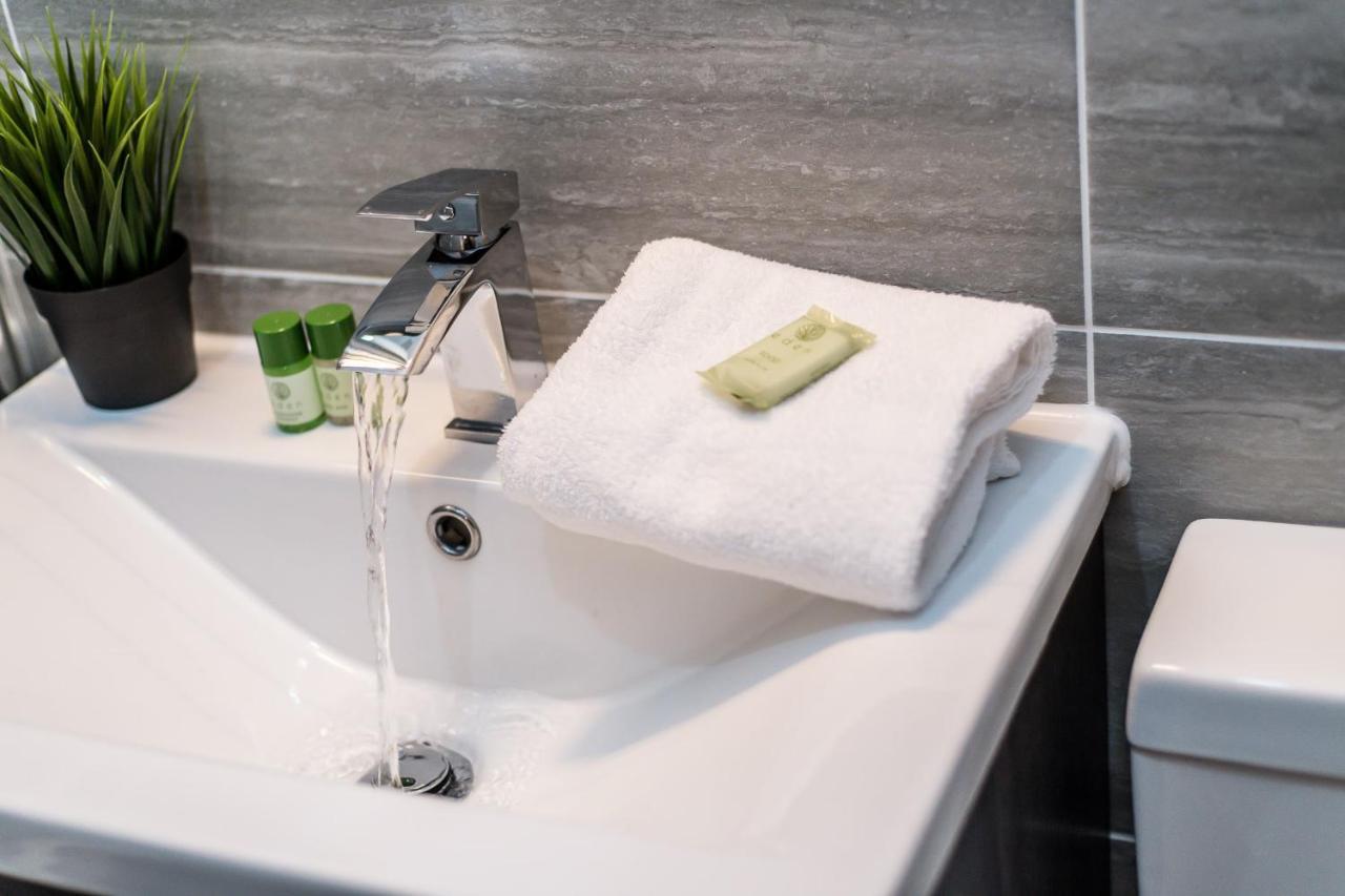 Superb Location, Lovely And Bright 2 Bed Lägenhet Liverpool Exteriör bild